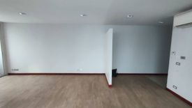 Condo for sale in Sathorn Bridge Tower, Bang Lamphu Lang, Bangkok near BTS Wongwian Yai