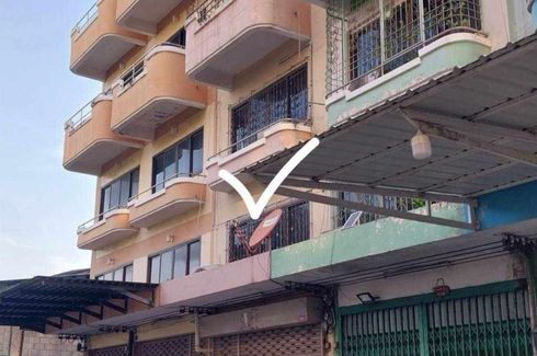 3 Bedroom Commercial for rent in Mahatun Plaza, Bang Pakok, Bangkok near BTS Ploen Chit