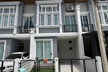 3 Bedroom Townhouse for rent in Khlong Chak Phra, Bangkok
