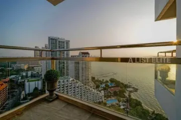 3 Bedroom Condo for sale in Na Kluea, Chonburi