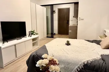 Condo for rent in The Rich Rama 9 - Srinakarin, Suan Luang, Bangkok near Airport Rail Link Hua Mak