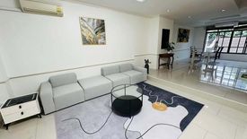 4 Bedroom Townhouse for rent in Khlong Toei, Bangkok