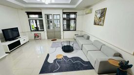 4 Bedroom Townhouse for rent in Khlong Toei, Bangkok