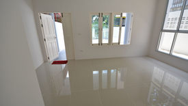 1 Bedroom Townhouse for sale in Samrong Nuea, Samut Prakan near BTS Samrong
