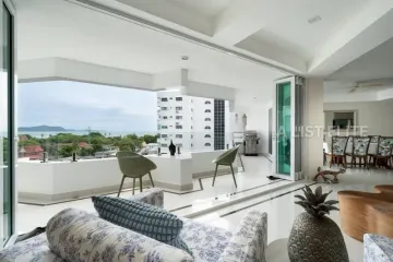 4 Bedroom Condo for rent in View Talay 3, Na Jomtien, Chonburi