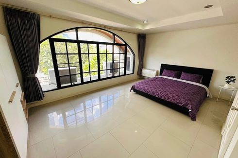 4 Bedroom Townhouse for rent in Khlong Tan Nuea, Bangkok