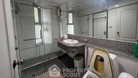 2 Bedroom Condo for rent in Sathorn House, Silom, Bangkok near BTS Surasak