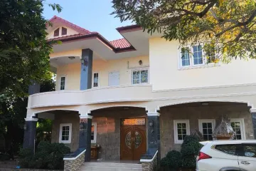 4 Bedroom House for sale in Saen Suk, Chonburi