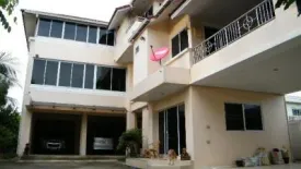 7 Bedroom House for sale in Tha Raeng, Bangkok
