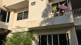 7 Bedroom House for sale in Tha Raeng, Bangkok