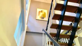 3 Bedroom Townhouse for rent in Khlong Tan Nuea, Bangkok