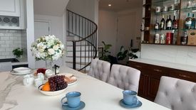 3 Bedroom Condo for sale in The Emporio Place, Khlong Tan, Bangkok near BTS Phrom Phong