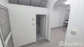 2 Bedroom Townhouse for rent in Wong Sawang, Bangkok near MRT Wong Sawang