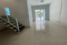 3 Bedroom Townhouse for sale in Bang Kadi, Pathum Thani