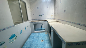 3 Bedroom Townhouse for sale in Bang Kadi, Pathum Thani