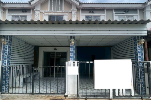 3 Bedroom Townhouse for sale in Bang Kadi, Pathum Thani