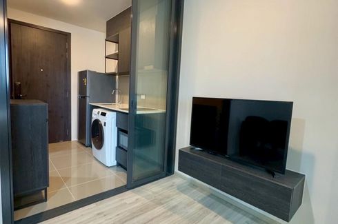 1 Bedroom Condo for rent in XT Huaikhwang, Huai Khwang, Bangkok near MRT Huai Khwang