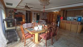 4 Bedroom Condo for rent in Trapezo Sukhumvit 16, Khlong Toei, Bangkok near MRT Queen Sirikit National Convention Centre