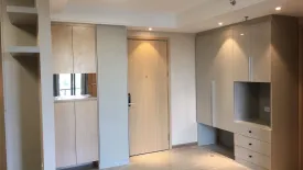 3 Bedroom Condo for rent in Regal Condo Sathorn - Naradhiwas, Thung Maha Mek, Bangkok