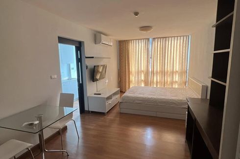 1 Bedroom Condo for rent in The Kris Express 2, Din Daeng, Bangkok near MRT Ratchadaphisek