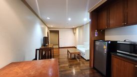 1 Bedroom Condo for rent in Nusa State Tower Condominium, Silom, Bangkok near BTS Surasak