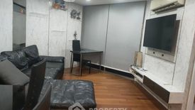 2 Bedroom Condo for rent in Belle Grand Rama 9, Huai Khwang, Bangkok near MRT Phra Ram 9