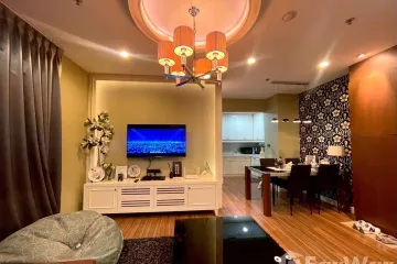 1 Bedroom Condo for sale in Sathorn House, Silom, Bangkok near BTS Surasak