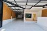 3 Bedroom Townhouse for sale in Bang Phli Yai, Samut Prakan
