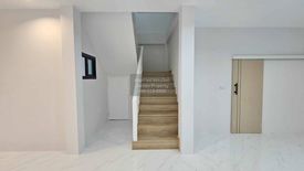 3 Bedroom Townhouse for sale in Bang Duan, Bangkok