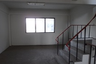 1 Bedroom Commercial for sale in Bo Phlap, Nakhon Pathom