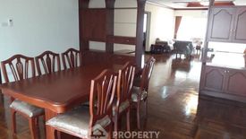 3 Bedroom Apartment for rent in Rishi Court, Khlong Toei Nuea, Bangkok near Airport Rail Link Makkasan