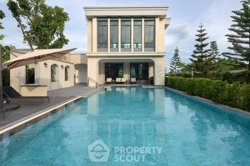 4 Bedroom House for sale in Sam Wa Tawan Tok, Bangkok