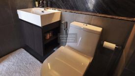 1 Bedroom Condo for rent in The Lumpini 24, Khlong Tan, Bangkok near BTS Phrom Phong