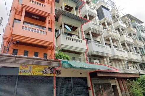 5 Bedroom Townhouse for sale in Bang Lamphu Lang, Bangkok near BTS Krung Thon Buri