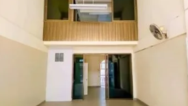 5 Bedroom Townhouse for sale in Bang Lamphu Lang, Bangkok near BTS Krung Thon Buri