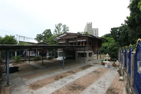 3 Bedroom House for sale in Bang Kho, Bangkok near BTS Wutthakat
