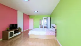 Condo for sale in Santisuk Garden, Hua Mak, Bangkok near MRT Yaek Lam Sali