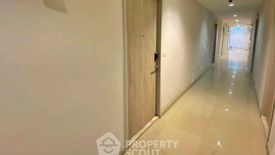2 Bedroom Condo for sale in Ideo Mobi Sathorn, Bang Lamphu Lang, Bangkok near BTS Krung Thon Buri