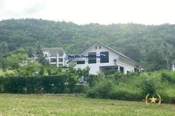 3 Bedroom House for sale in Cha am, Phetchaburi