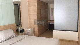 1 Bedroom Condo for rent in SOCIO Reference 61, Khlong Tan Nuea, Bangkok near BTS Ekkamai