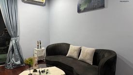 2 Bedroom Condo for rent in Bang Kapi, Bangkok near MRT Phetchaburi