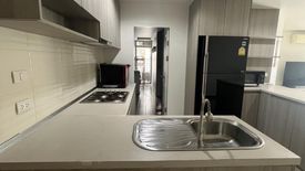 2 Bedroom Condo for rent in Belle Grand Rama 9, Huai Khwang, Bangkok near MRT Phra Ram 9