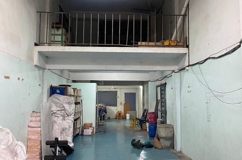 5 Bedroom Townhouse for sale in Bang Khun Si, Bangkok near MRT Fai Chai