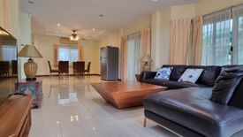 4 Bedroom House for sale in Na Kluea, Chonburi