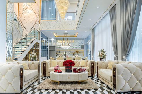 7 Bedroom House for sale in Na Jomtien, Chonburi