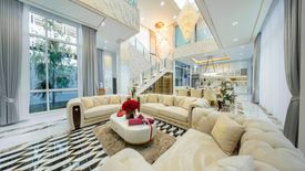 7 Bedroom House for sale in Na Jomtien, Chonburi