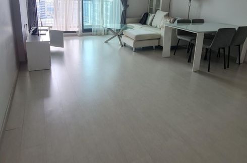 2 Bedroom Condo for rent in Rhythm Sukhumvit 42, Phra Khanong, Bangkok near BTS Ekkamai