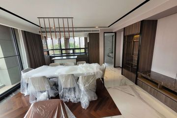 3 Bedroom Condo for rent in Khlong Tan, Bangkok near BTS Phrom Phong