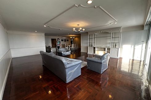 3 Bedroom Condo for rent in Khlong Tan Nuea, Bangkok