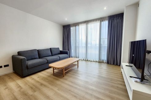 2 Bedroom Condo for rent in Khlong Tan Nuea, Bangkok